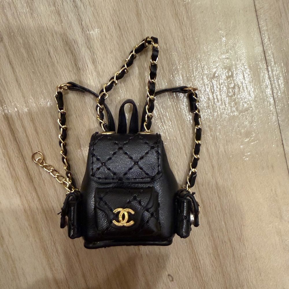 CC backpack for Labubu - Picture 3 of 6